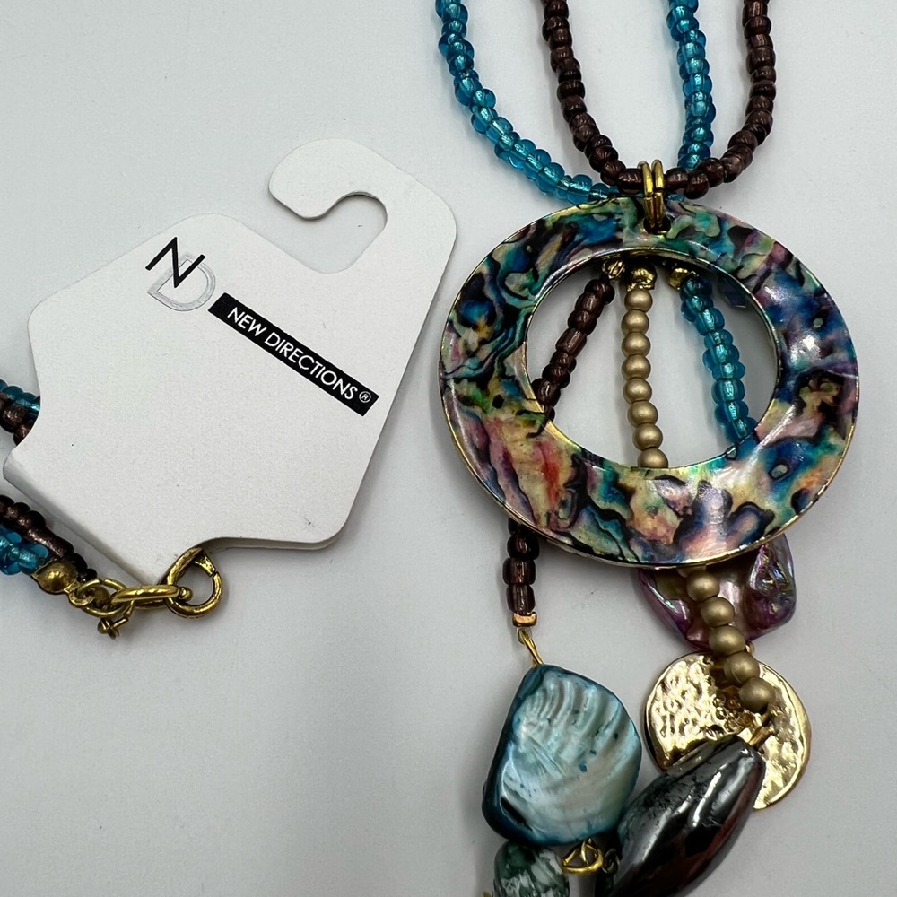 New Direction necklace - Picture 6 of 7
